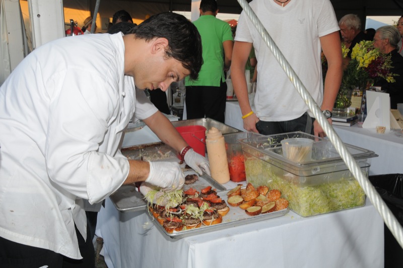 Laurent Tourondel, LT Burger