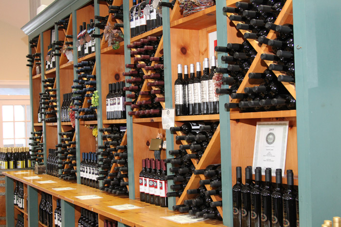 Laurel Lake Vineyards