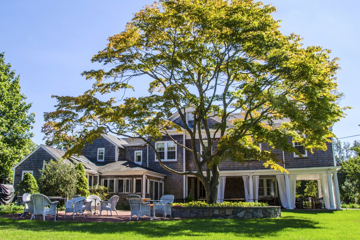 The Bridgehampton Inn