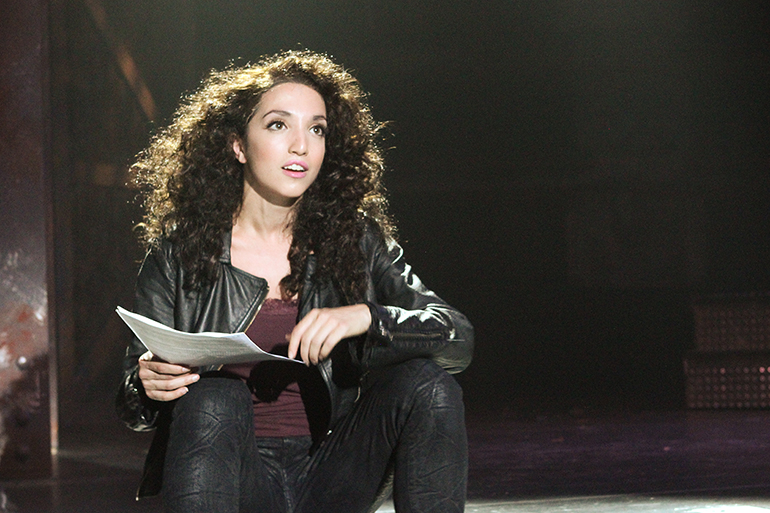 Julia Macchio as Alex Owens, Photo: Jeff Bellante