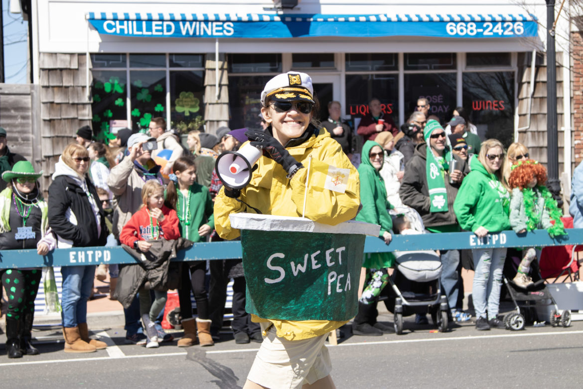 2019 Montauk parade marcher