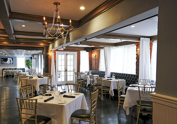 Union Sushi & Steak, Photo: Rob Rich/SocietyAllure.com ©2020 robrich101@gmail.com 516-676-3939