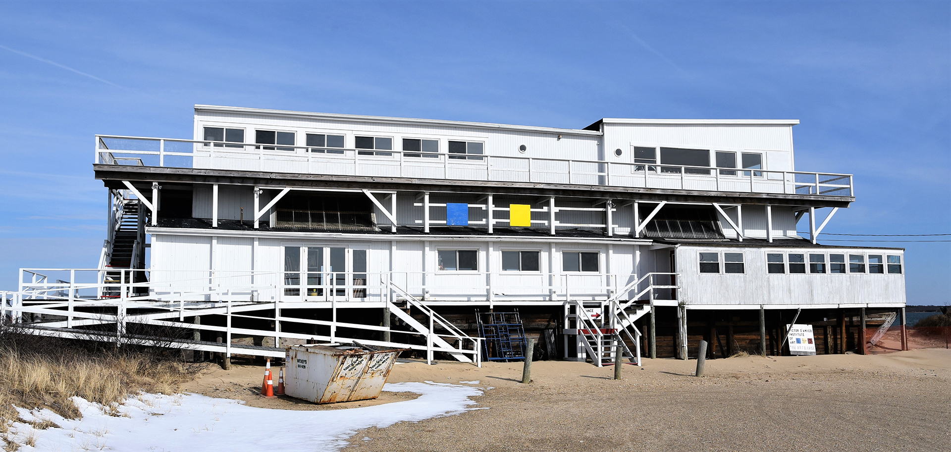 The Art Barge