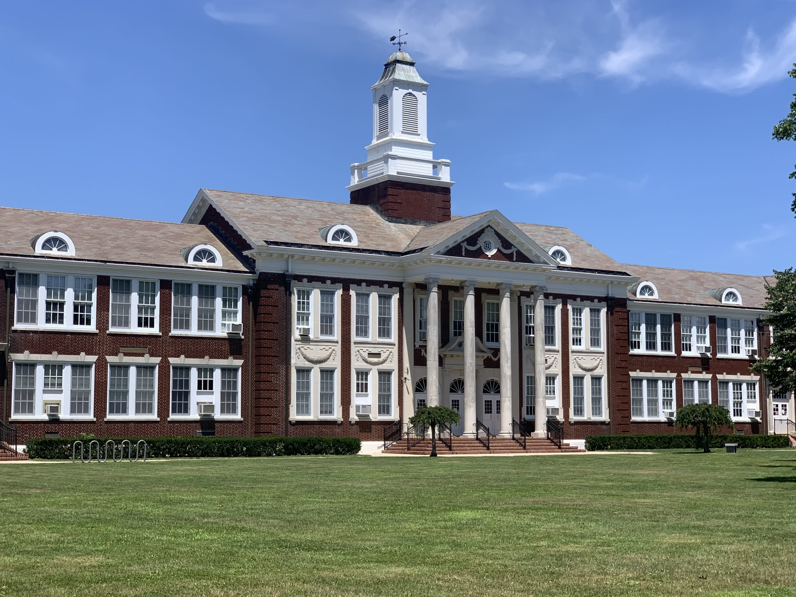 Riverhead High School