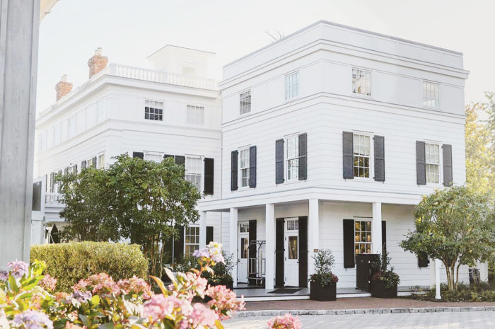 Topping Rose House