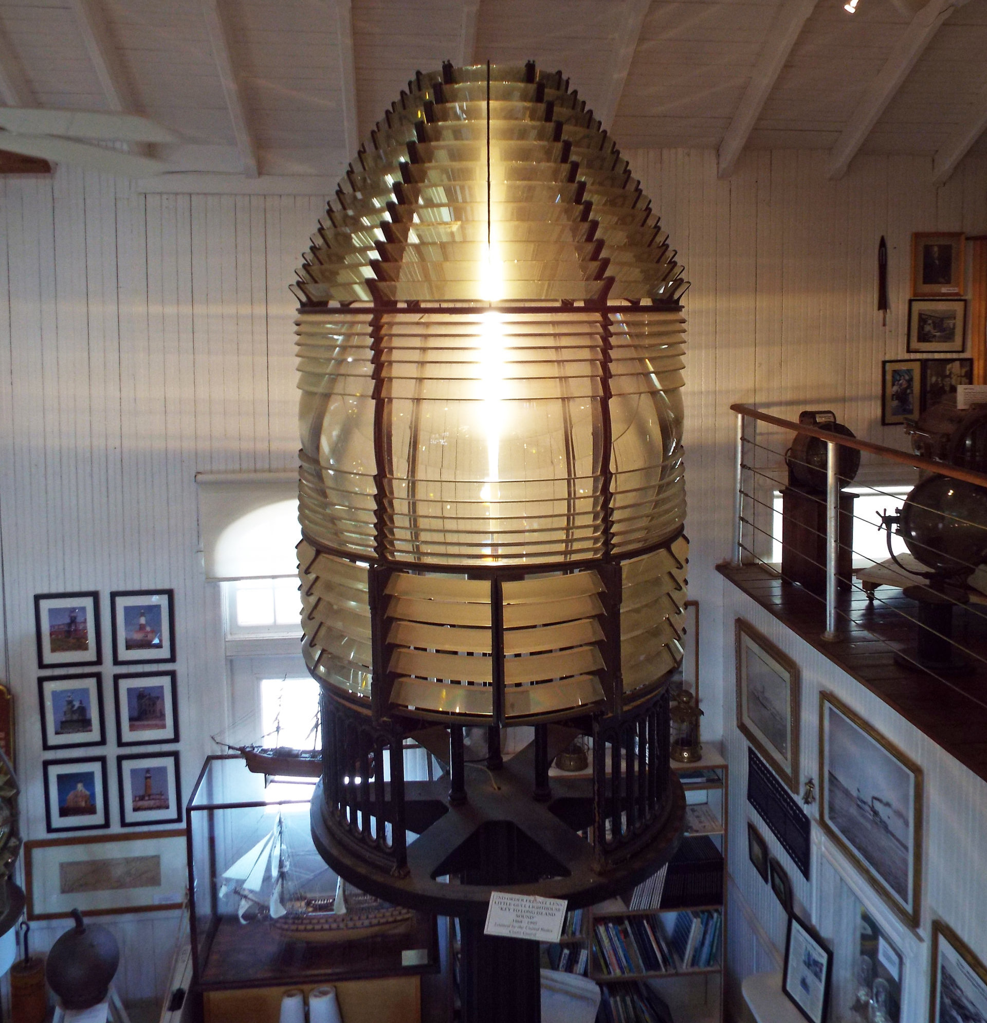 East End Seaport Museum's second order Fresnel lens