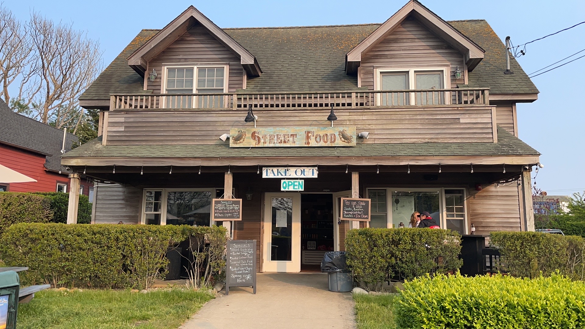 Street Food Market on Erie Avenue in Montauk