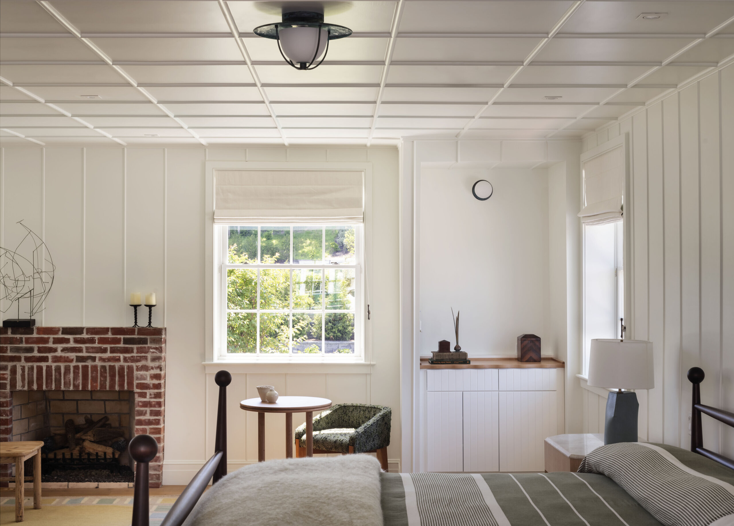 A guest room at Canoe Place Inn and Cottages