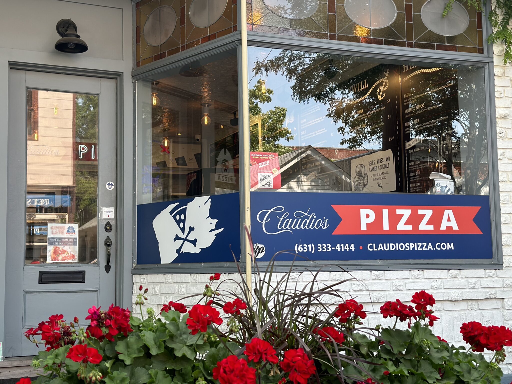 Claudio's Pizza
