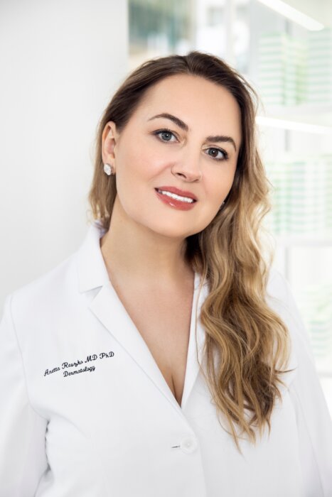 Dr. Anetta Reszko