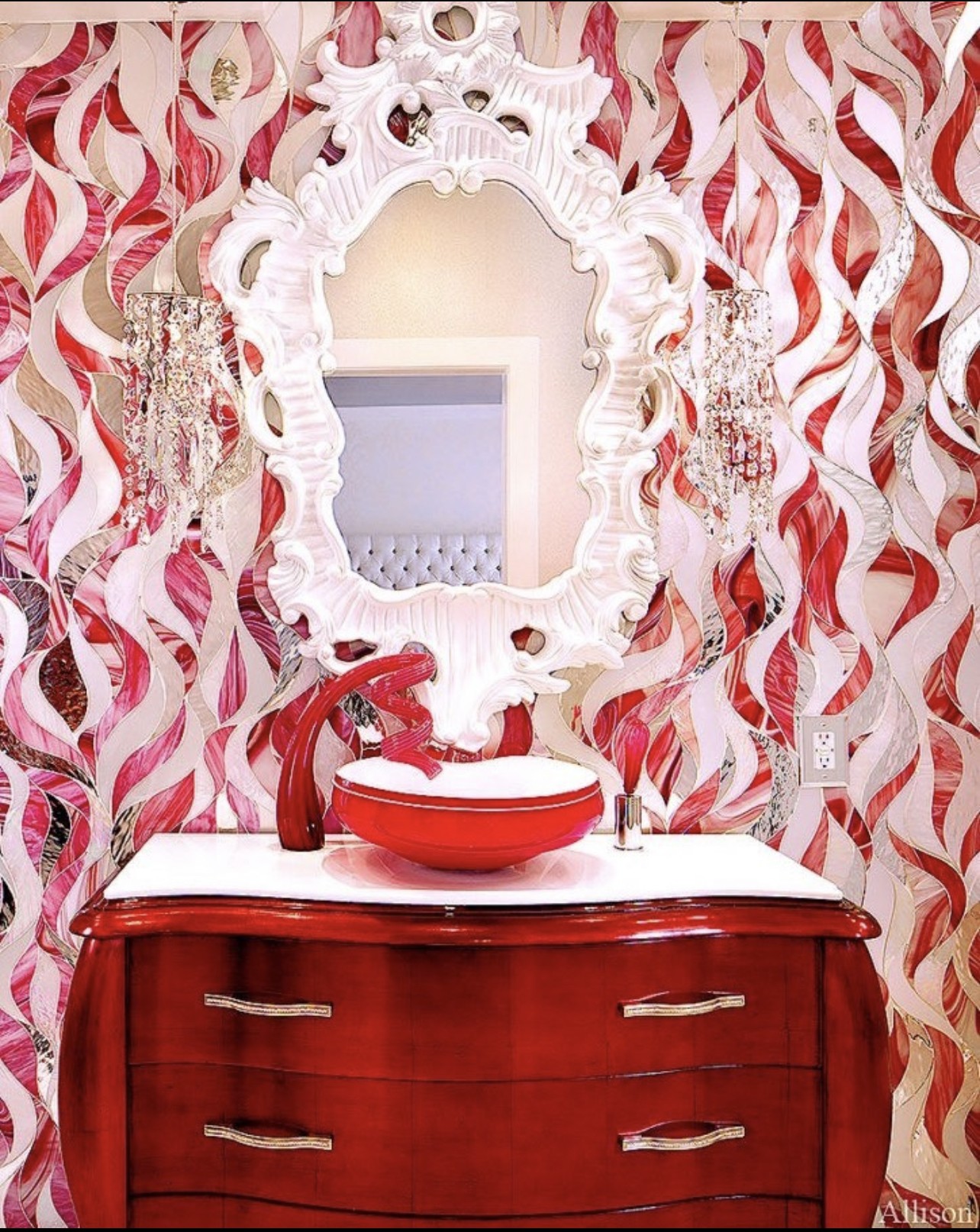 A stunning washroom design by Allison Eden Studios