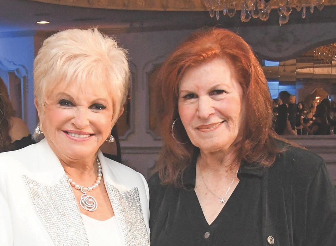 Geri Barish (right) with Schneps Media President Victoria Schneps