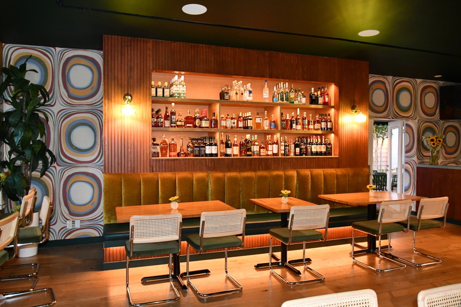 The dining room at Smokey Buns – a perfect offseason vibe